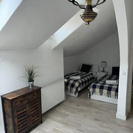Chillout Apart 4 Bedrooms Warsaw Exterior photo